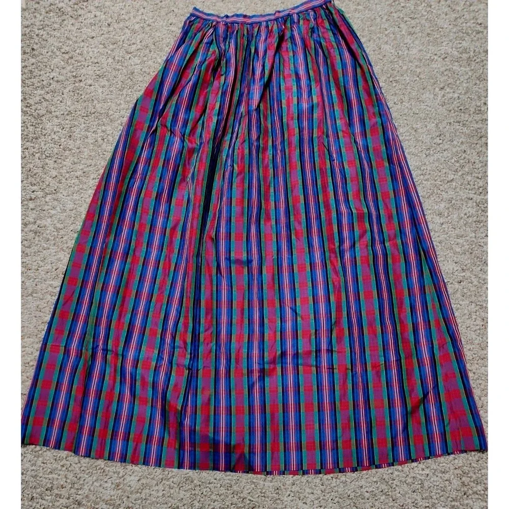 Vintage Courtwell 10 Womens Red Tartan Plaid A-Line Skirt Taffeta Belt 26x40